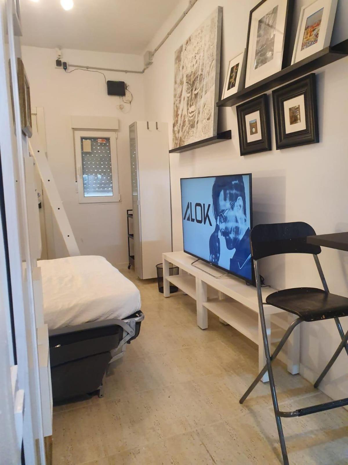 Отель Loft With Total Privacy Барселона Экстерьер фото