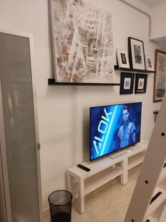 Отель Loft With Total Privacy Барселона Экстерьер фото