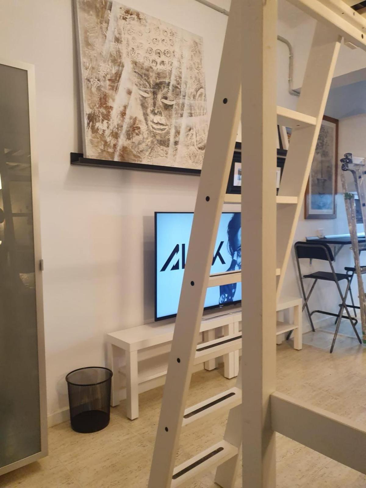 Отель Loft With Total Privacy Барселона Экстерьер фото